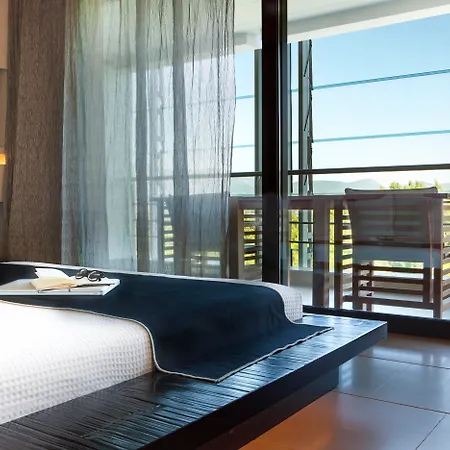 Life Gallery Hotel