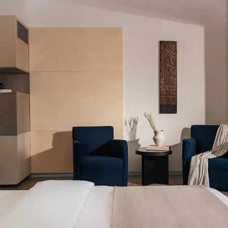 Otel Life Gallery 5*